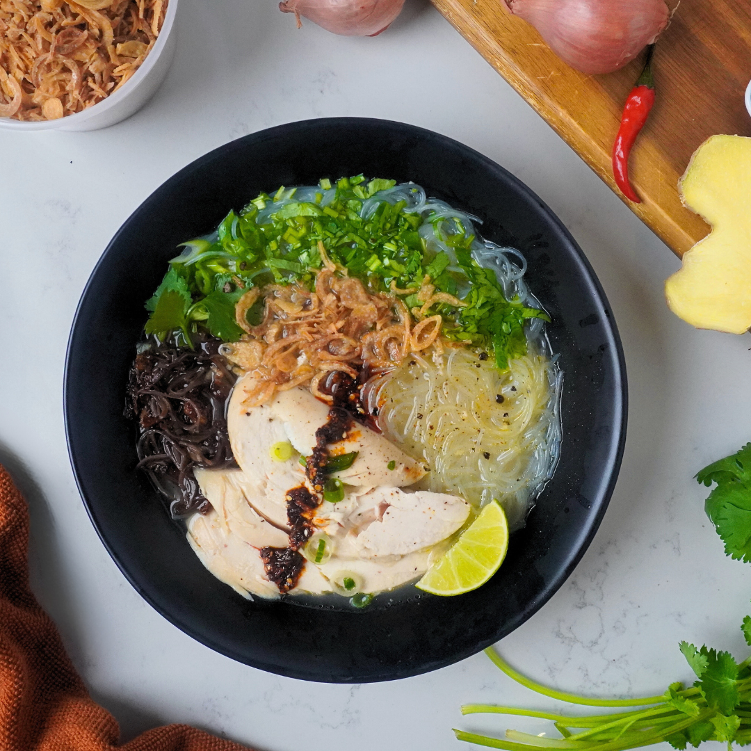 Vietnamese Chicken Glass Noodle Soup