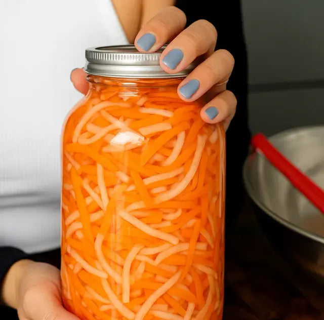 Vietnamese Pickled Carrots & Daikon: Đồ Chua